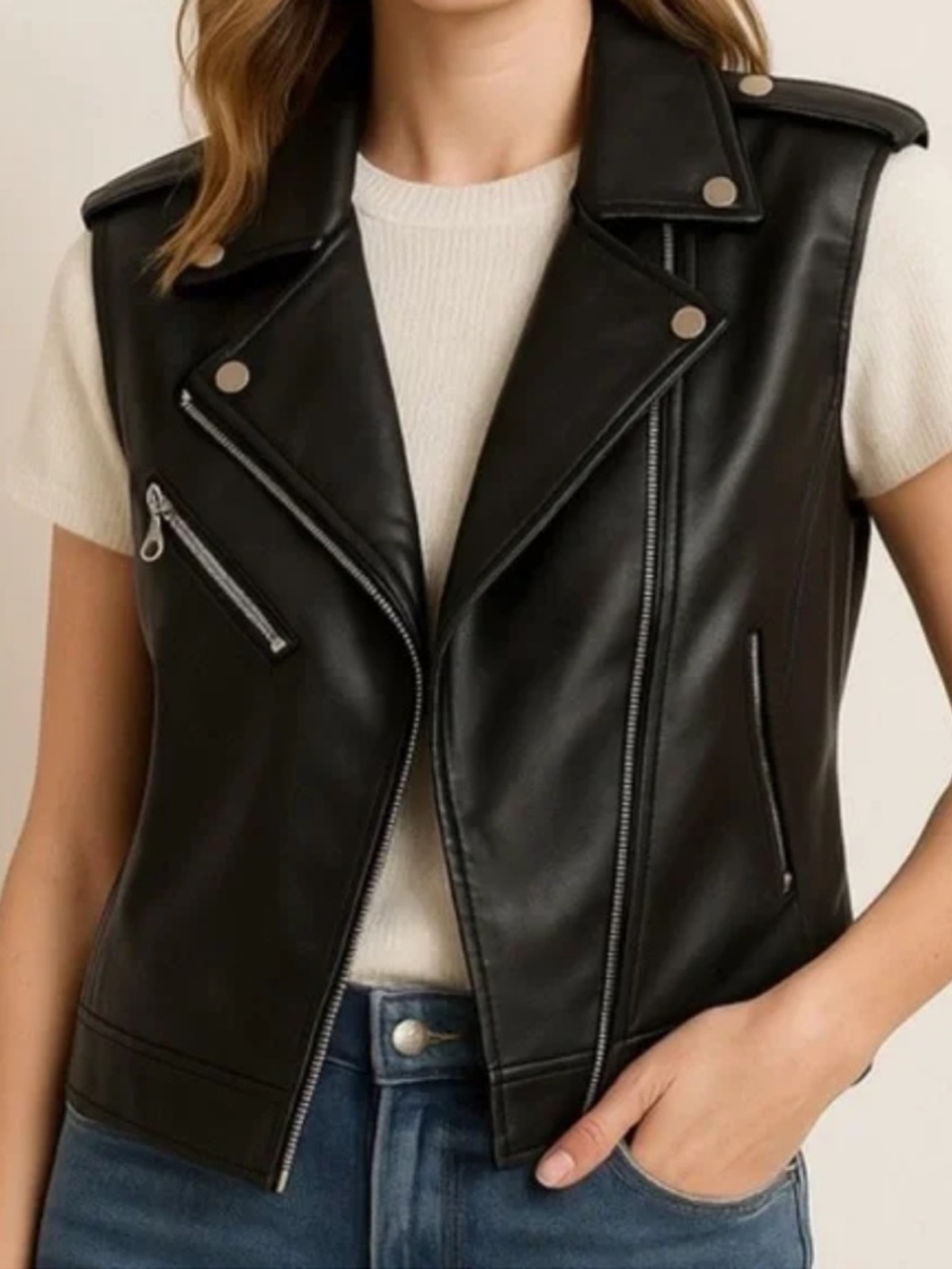 Evereve Black Faux Leather Sleeveless Moto Vest - Picture 3 of 9